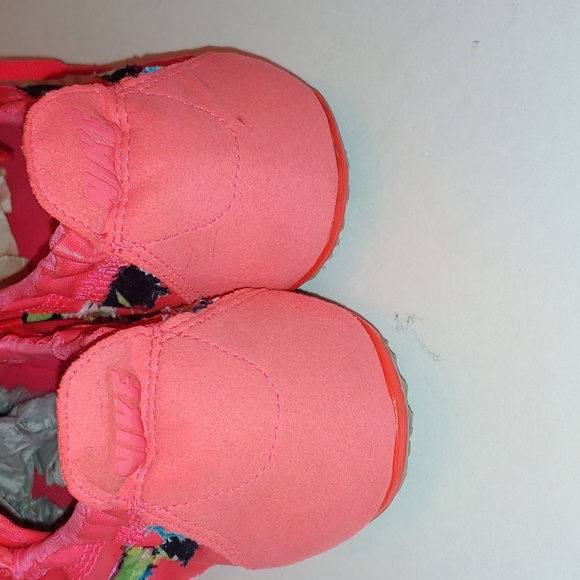 NIKE Coral Floral (Custom) Swoosh Sneaker Size 9 - Picture 5 of 6